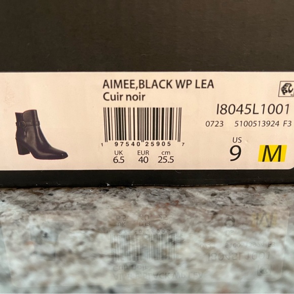 Brand new Naturalizer ankle boots. WEATHERPROOF - Picture 3 of 5